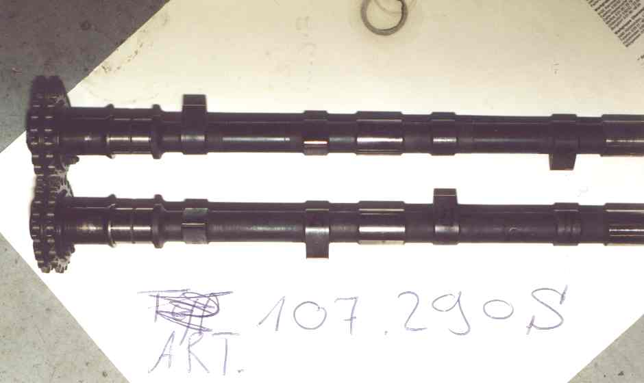 Nockenwellen 75 Turbo1.jpg