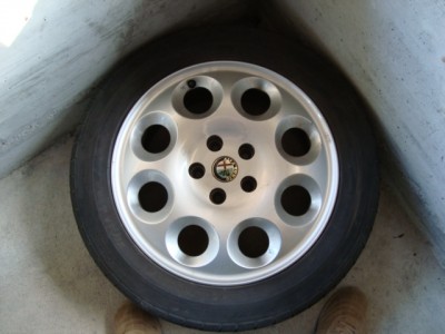 Alfa 166 Felgen 1.JPG