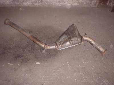 Alfa 164 Mitteltopf.JPG