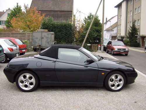 Alfa Spider 2.jpg