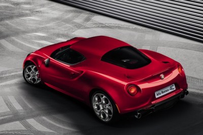 Alfa-Romeo-4C-02.jpg
