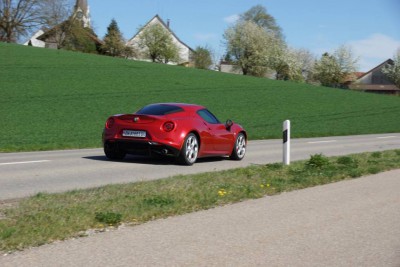 Alfa-Romeo-4C-Tester.jpg