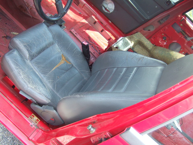 Ledersitz Fahrer grau.JPG
