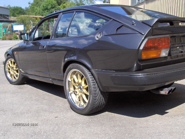 Alfa GTV-6 007.jpg