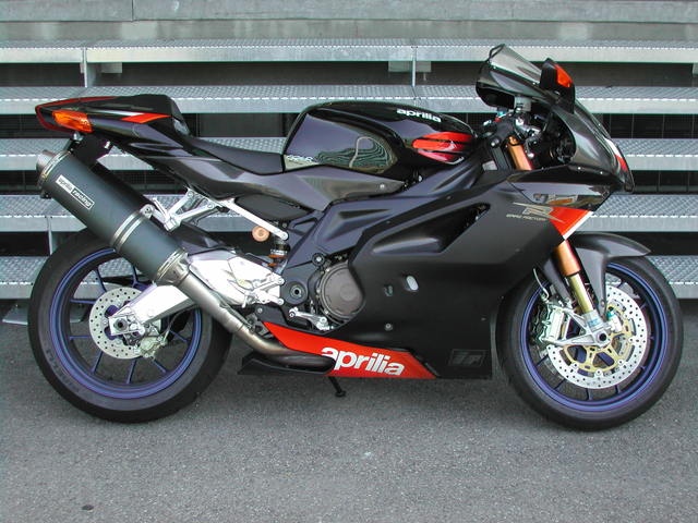 4993053991.jpg